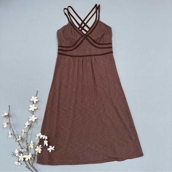 ATHLETA crisscross strappy sundress in chocolate brown, S. - Picture 2 of 10